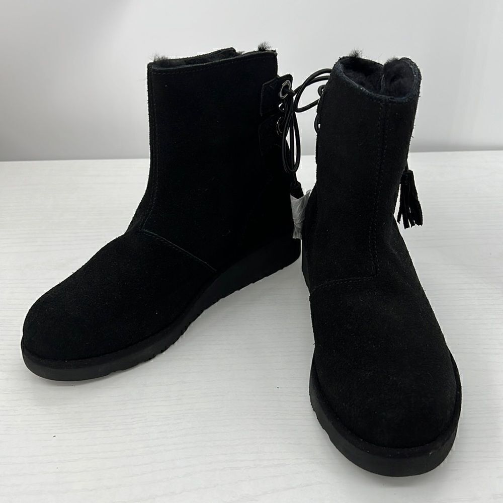 Koolaburra by UGG black suede warm booties